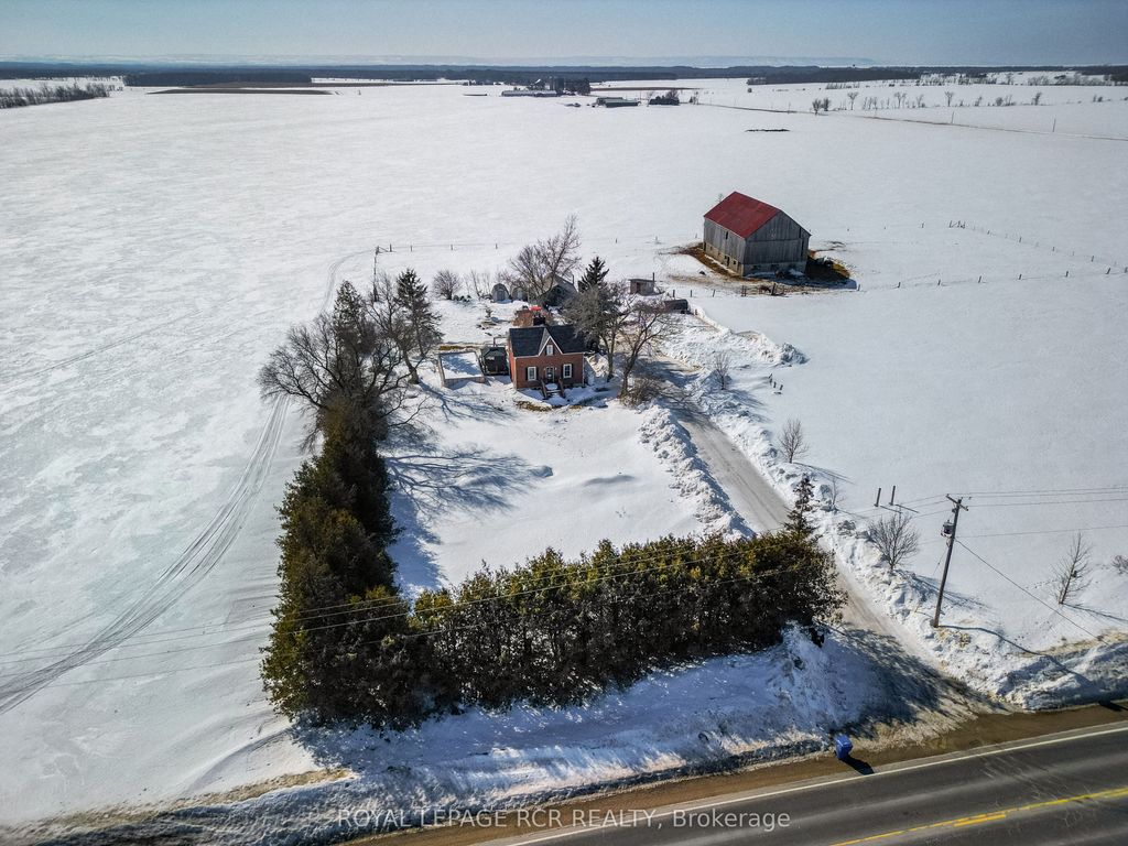 Photo of 2606 Crossland Road, Springwater, ON L0L 1P0 (MLS # S12865384)