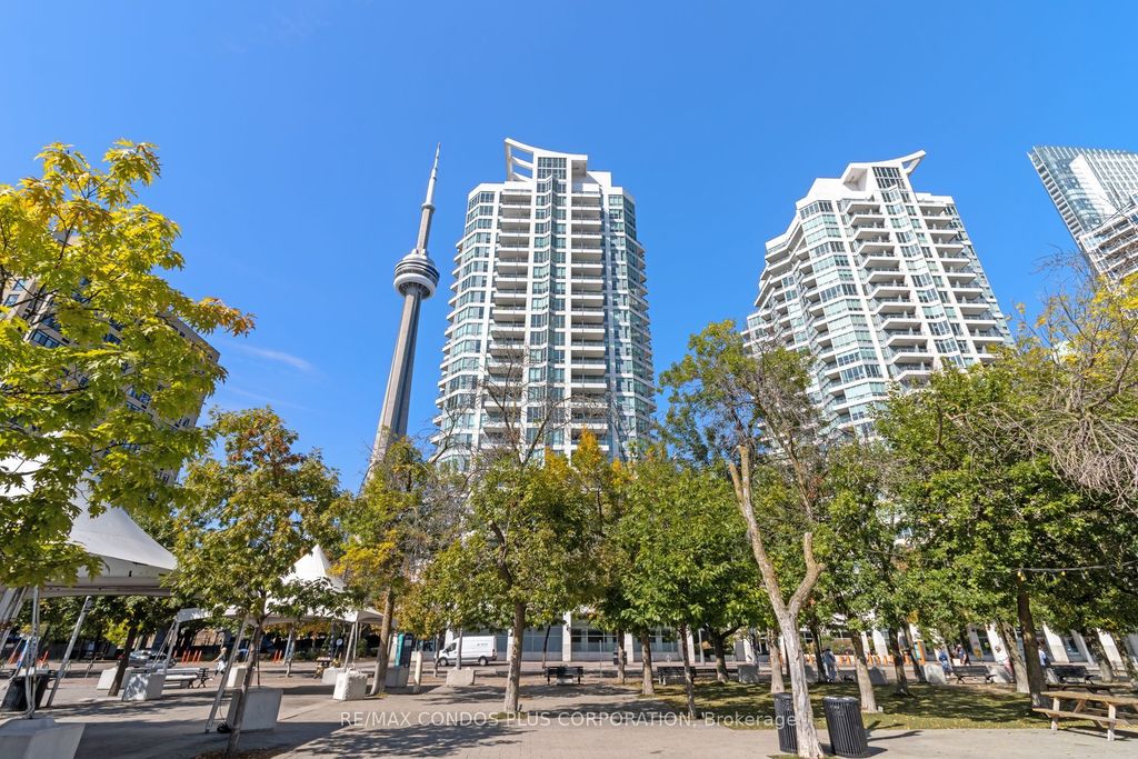Photo of 230 Queens Quay W #1215, Toronto, ON M5J 2Y7 (MLS # C12417679)