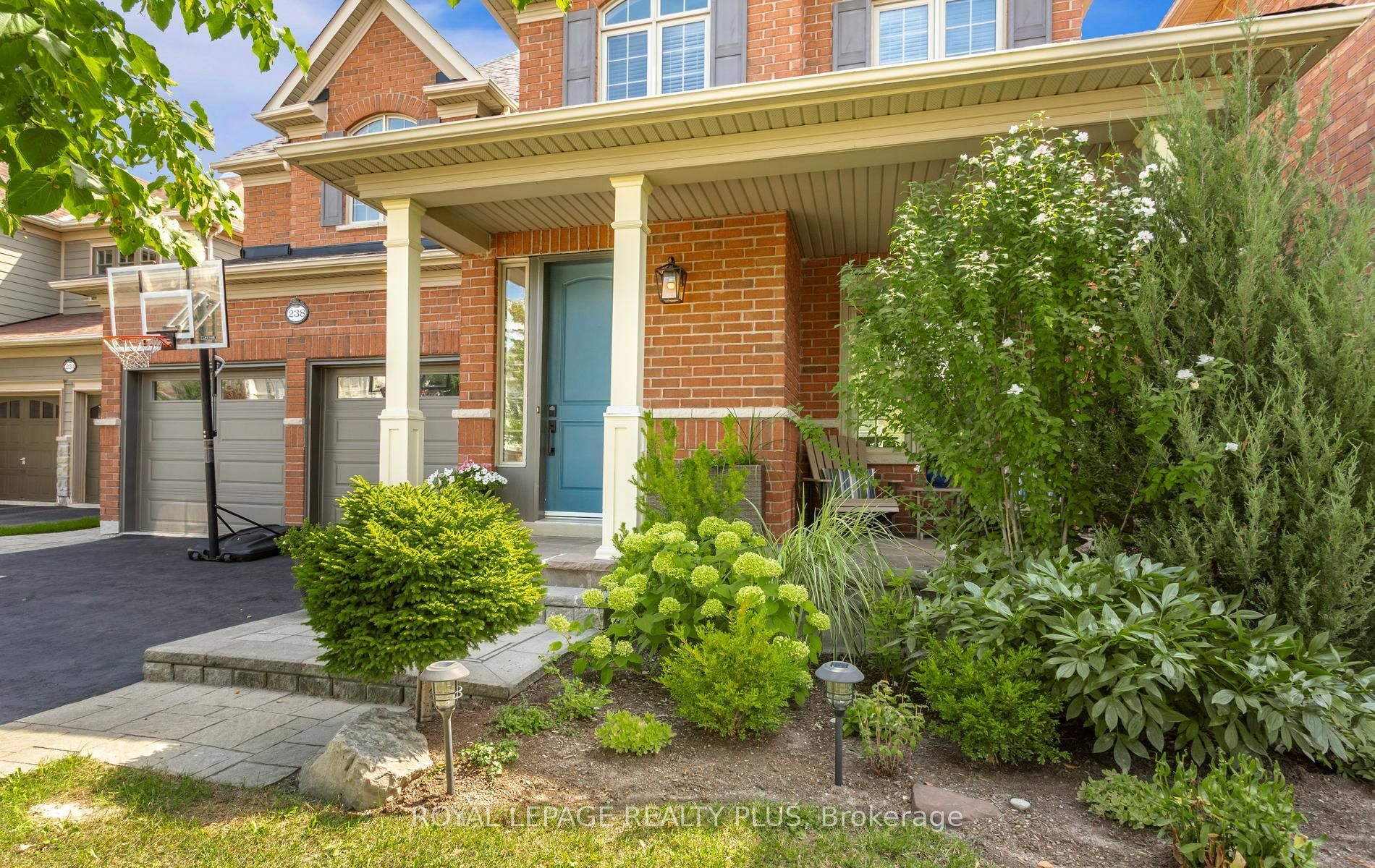 238 Melanson Heights