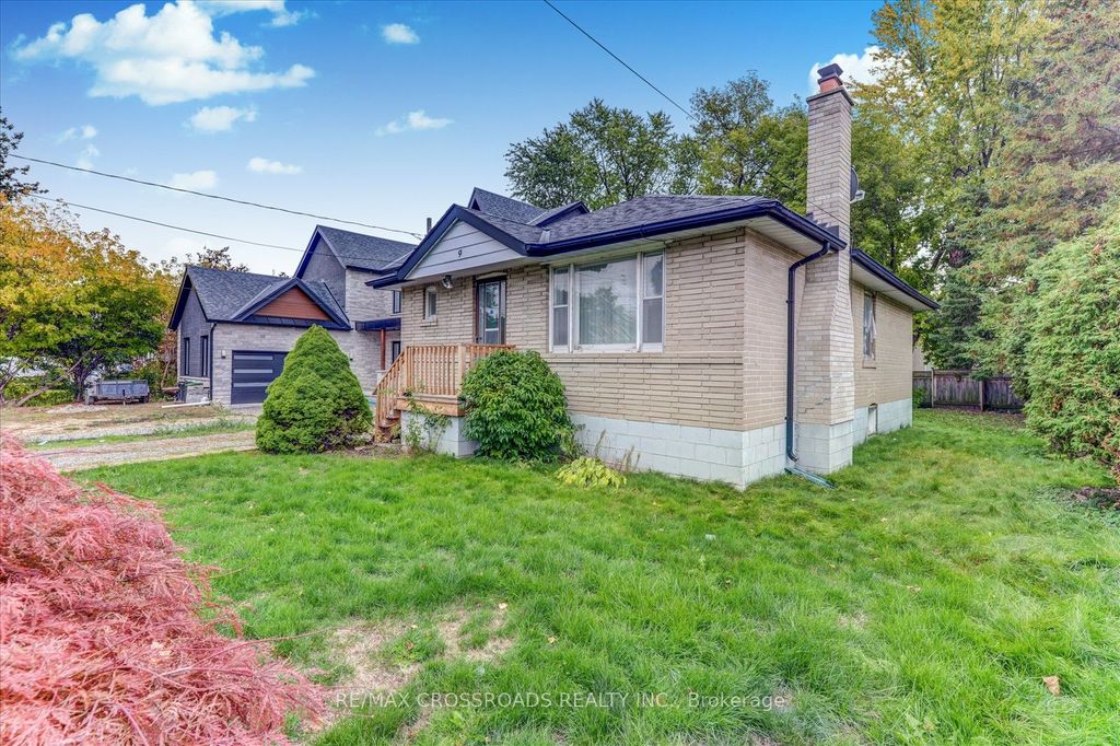 Photo of 9 Euclid Avenue, Toronto, ON M1C 1J7 (MLS # E12470595)