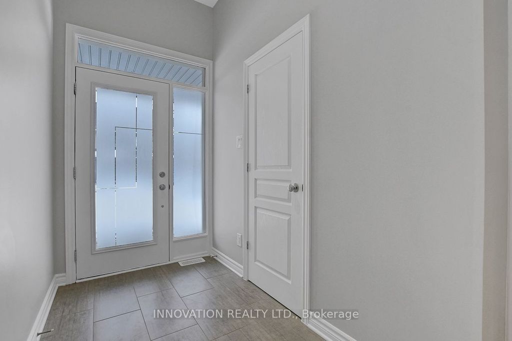 Photo of 527 Rowers Way, Blossom Park - Airport and Area, ON K1X 0C6 (MLS # X12631982)