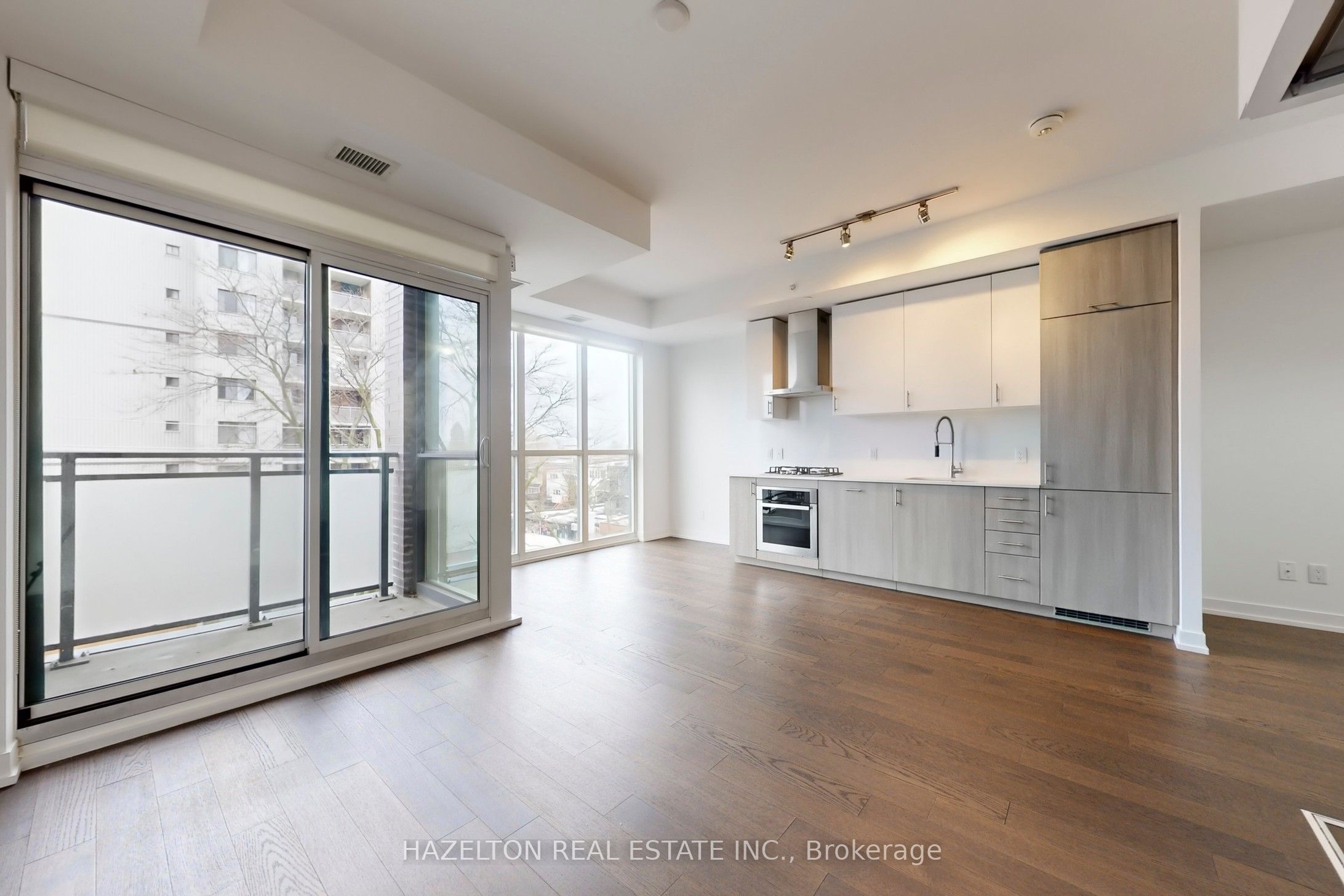 38 Howard Park Avenue 421