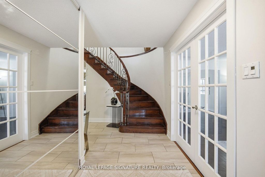 Photo of 6326 Millers Grove, Mississauga, ON L5N 3H7 (MLS # W12955230)