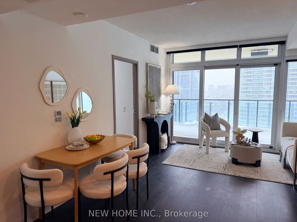 Photo of 3 Concord Cityplace Way #1703, Toronto, ON M5V 0X4 (MLS # C12702042)