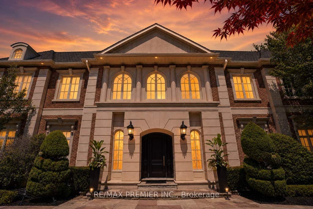 Photo of 6 The Bridle Path, Toronto, ON M2L 1C8 (MLS # C13641486)