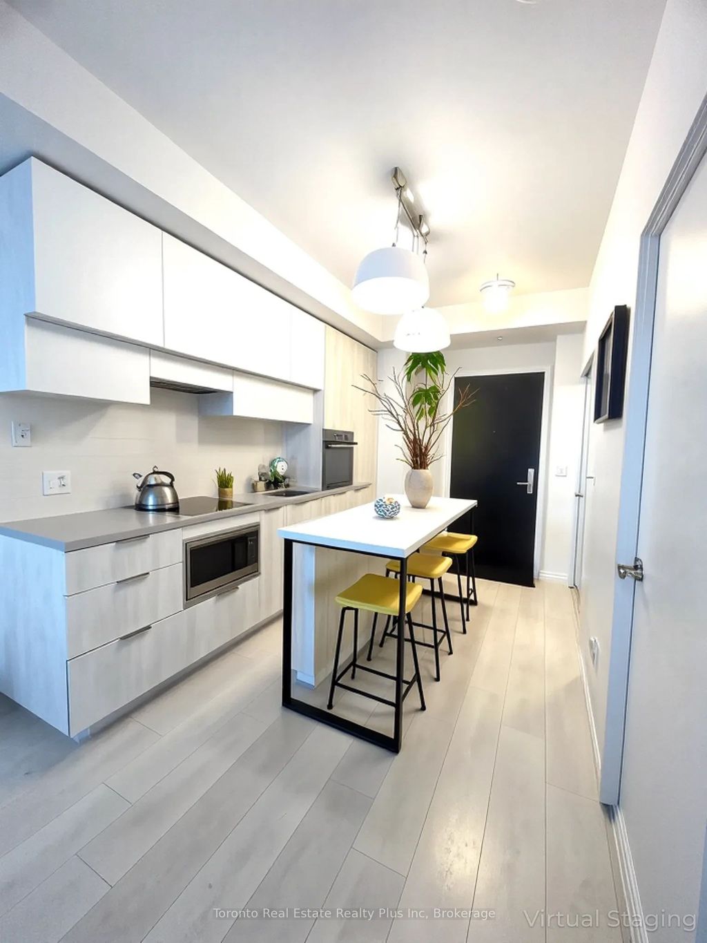 Photo of 8 Eglinton Avenue E #1503, Toronto, ON M4P 1A6 (MLS # C12096328)