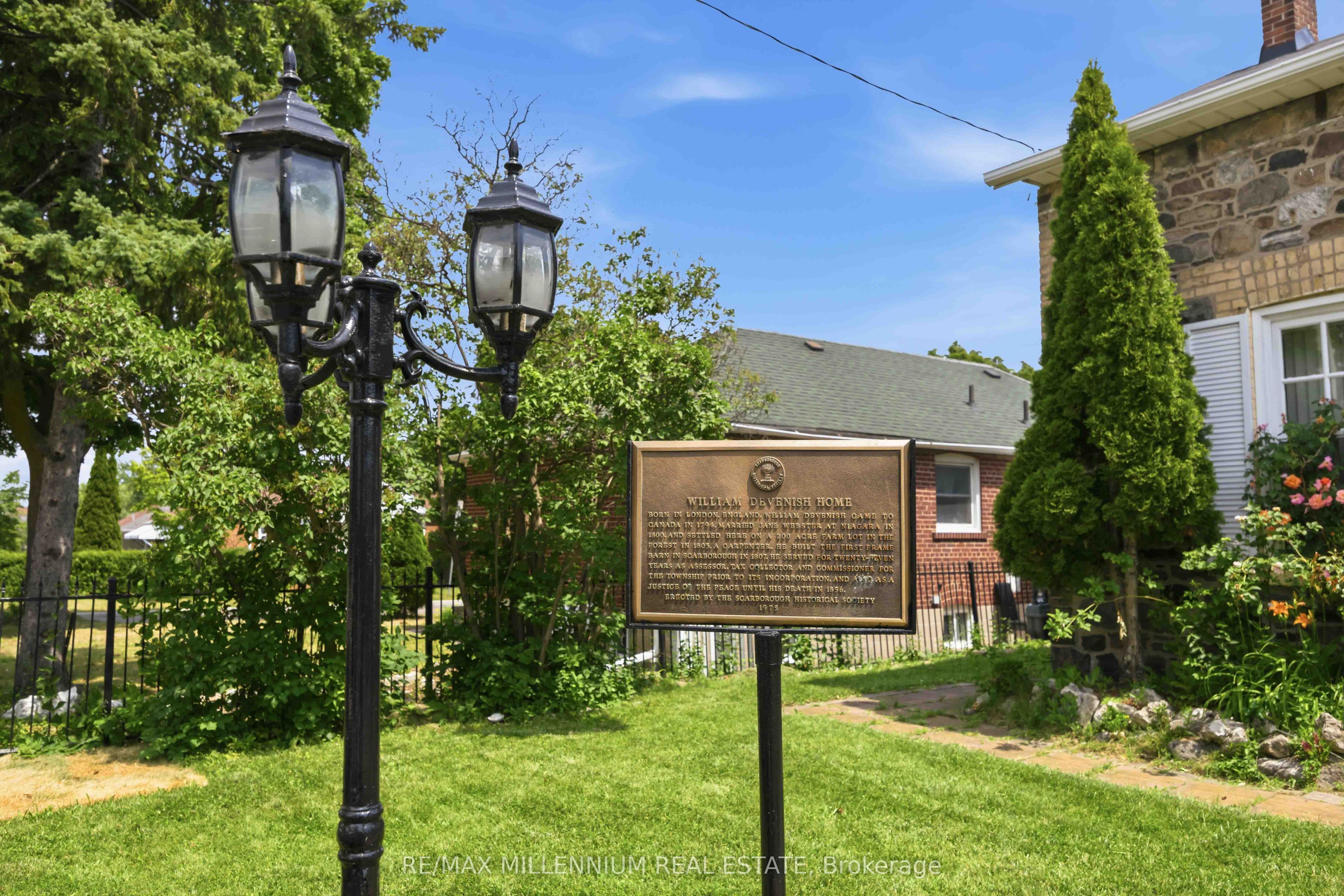1355 Victoria Park Avenue