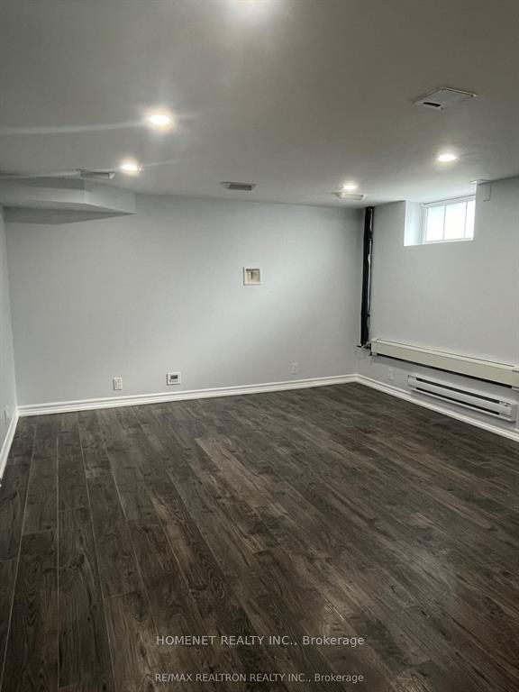 20 Wales Avenue W Basement