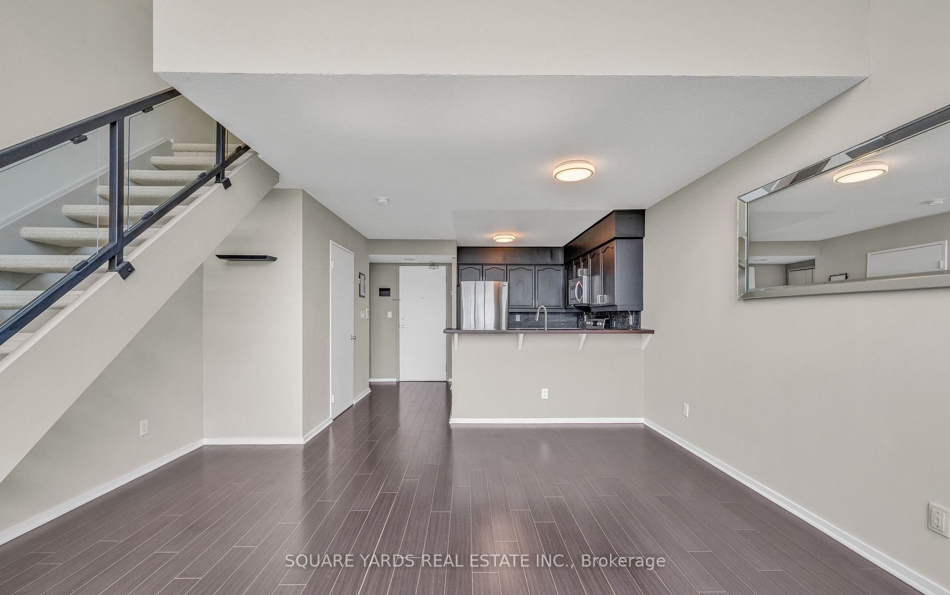 200 Manitoba Street 412