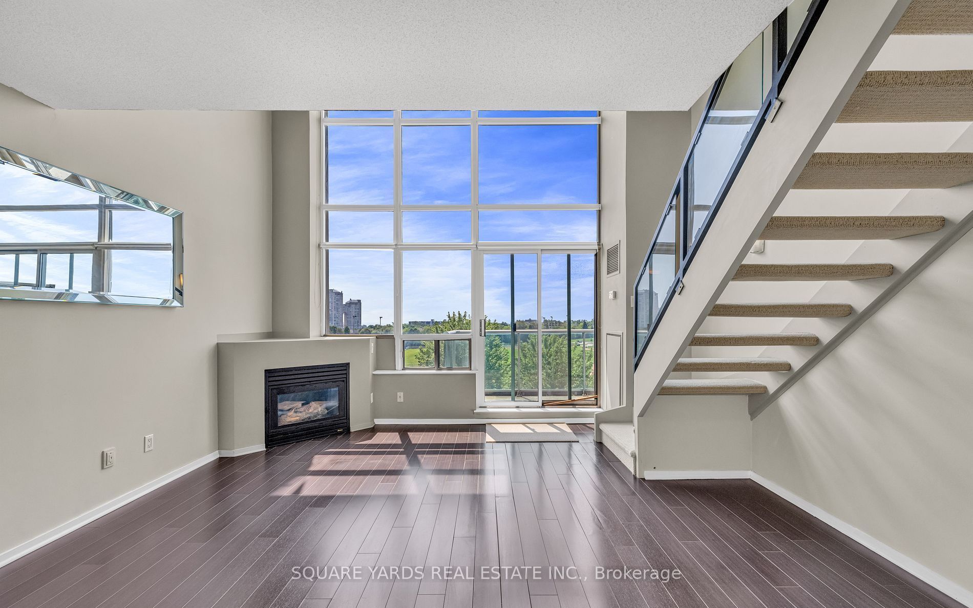 200 Manitoba Street 412