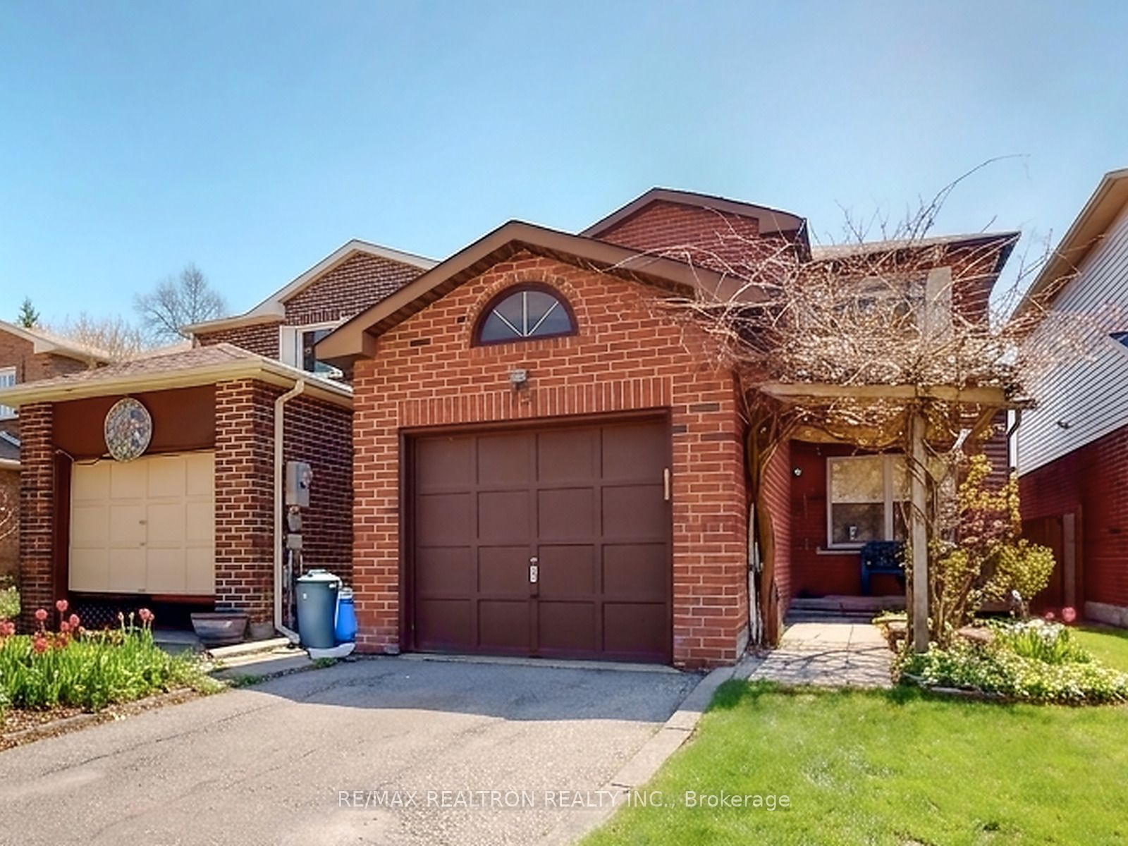 73 Swinton Crescent