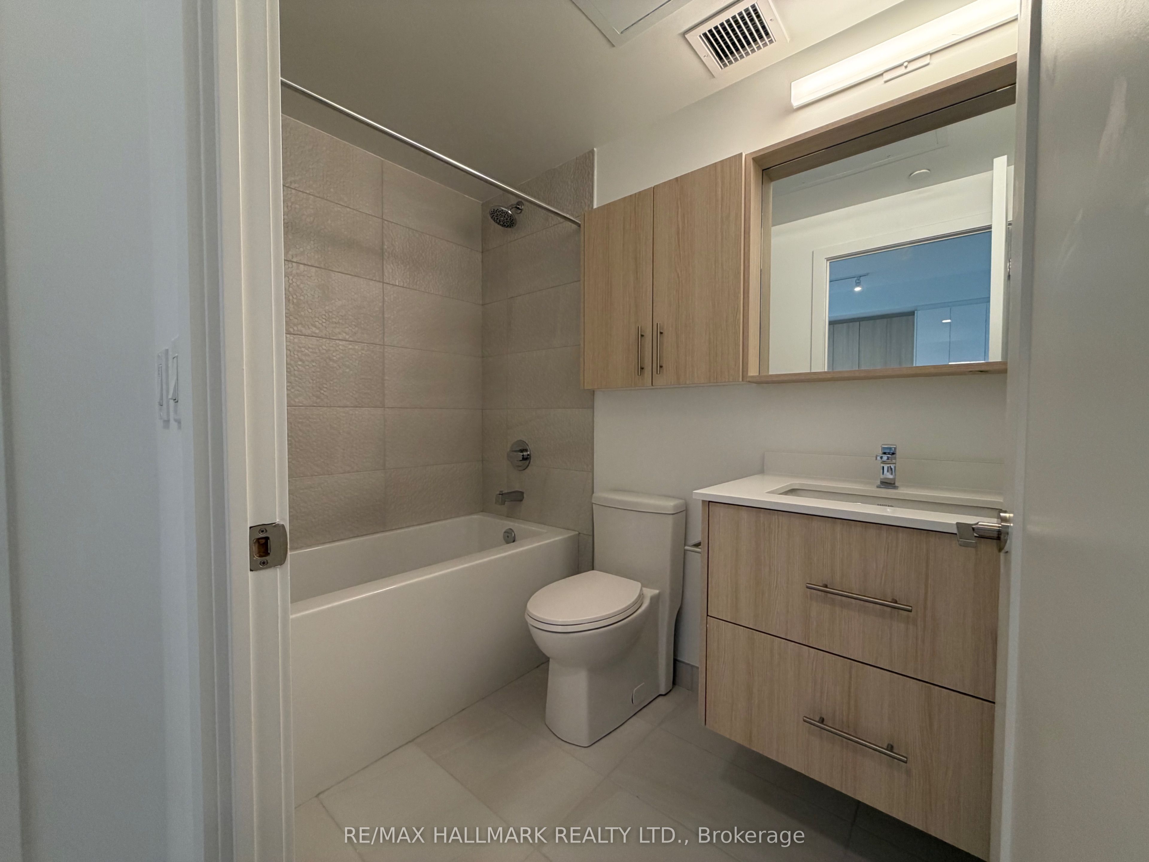 9763 Markham Road A2306