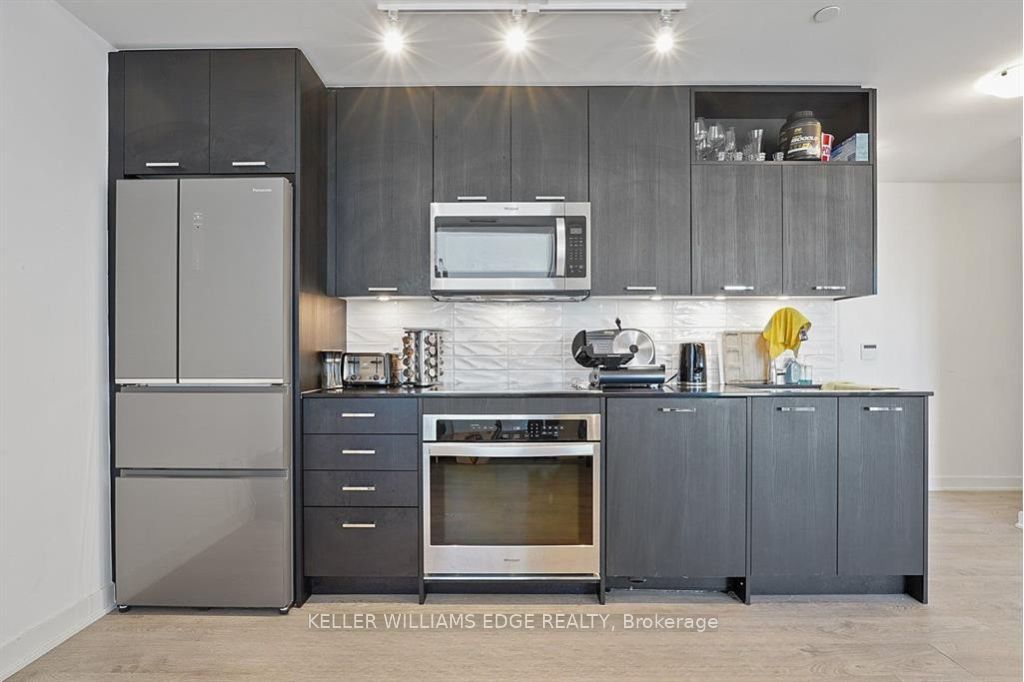 120 Eagle Rock Way 508