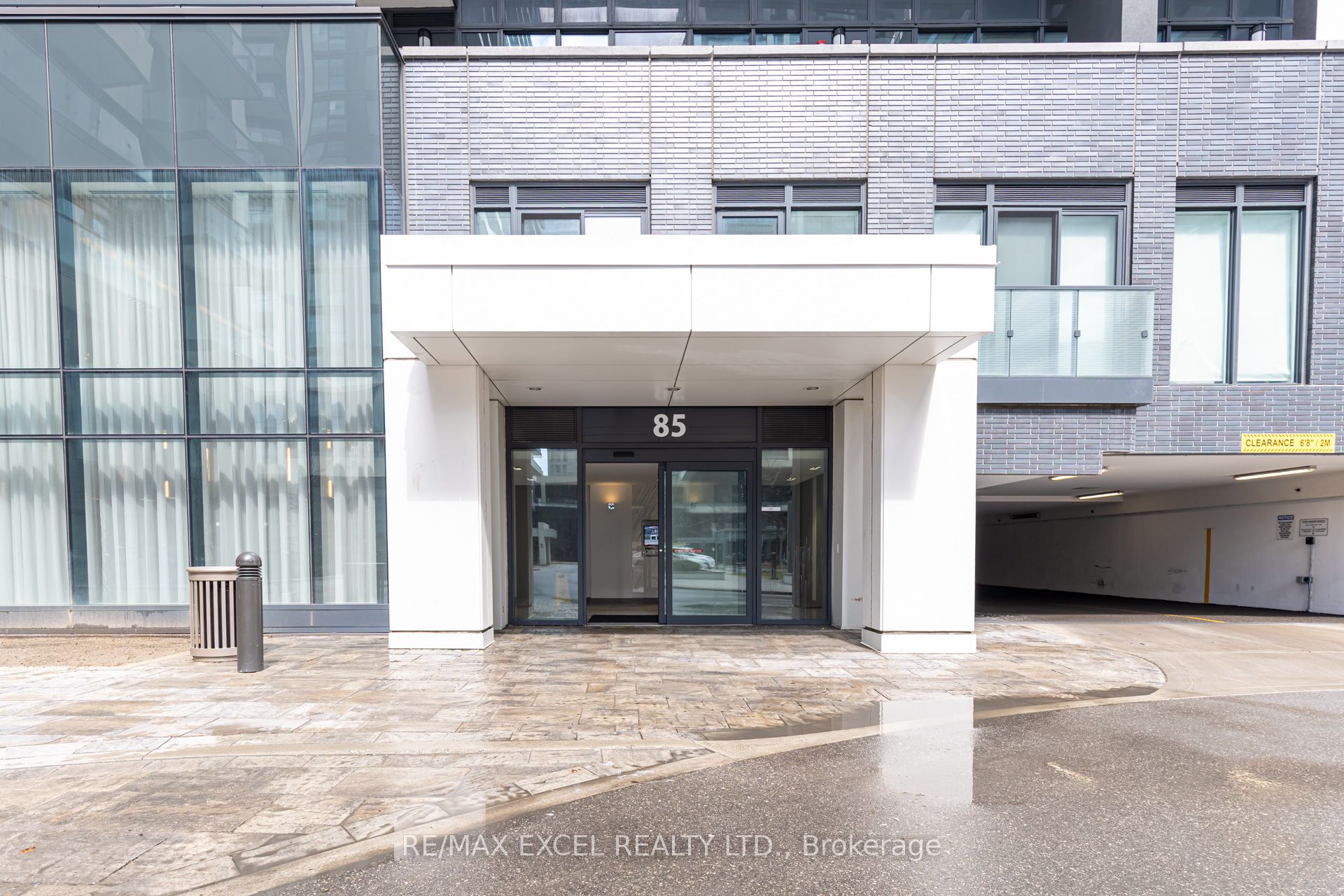 85 Oneida Crescent 1006