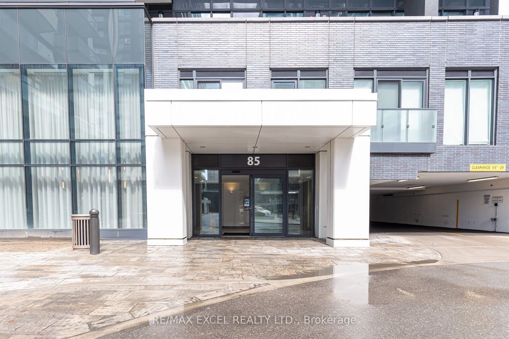 Photo of 85 Oneida Crescent #1006, Richmond Hill, ON L4B 0H4 (MLS # N13044832)