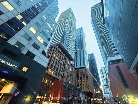 8 Widmer Street 2508 Toronto ON M5V 0W6