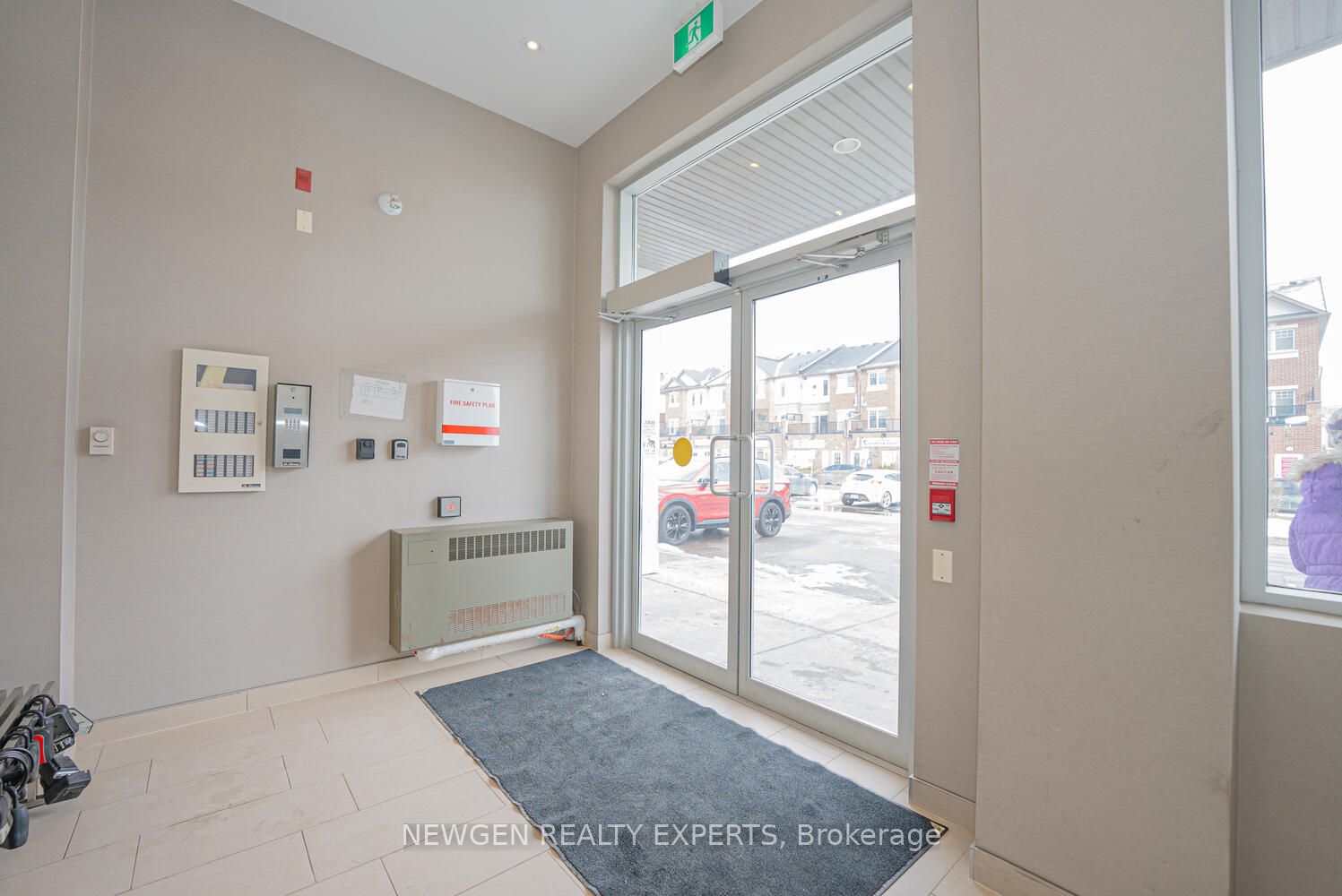 50 Sky Harbour Drive 306