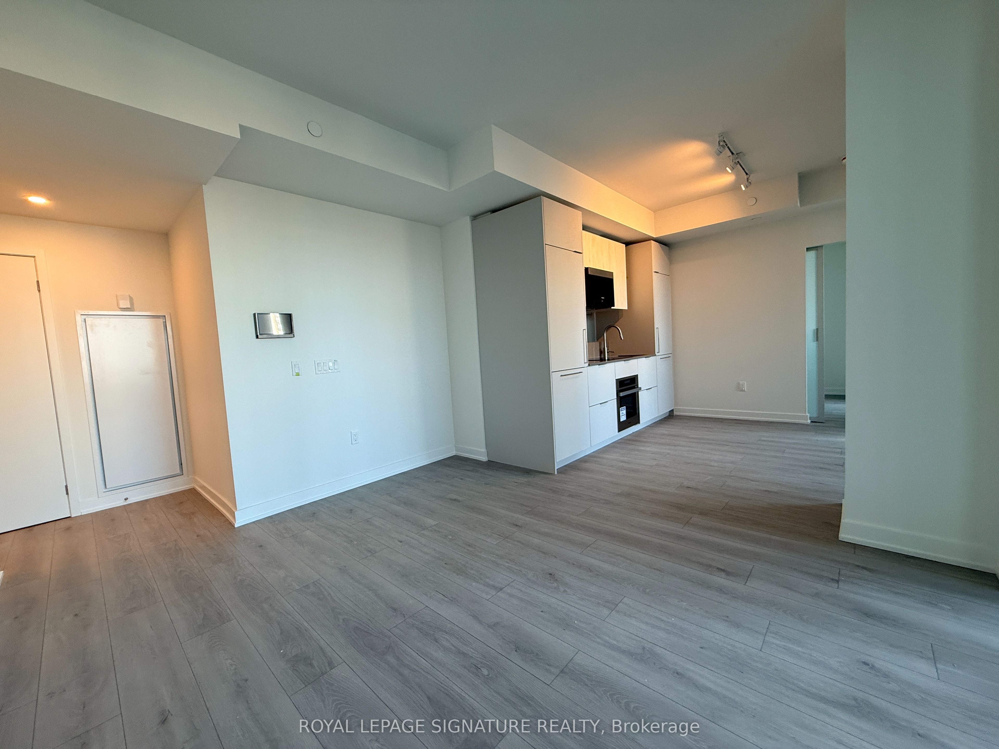 1 Fairview Road E 313