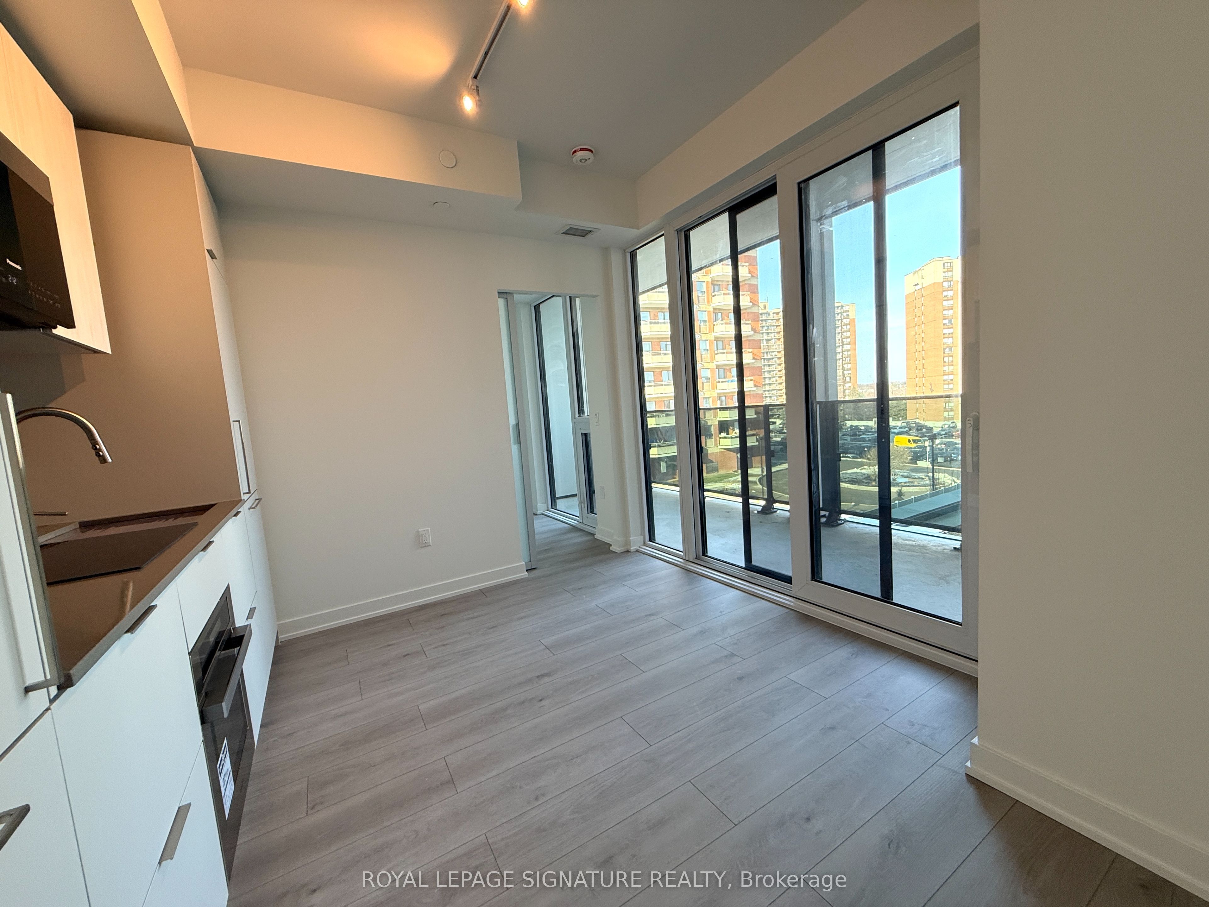 1 Fairview Road E 313