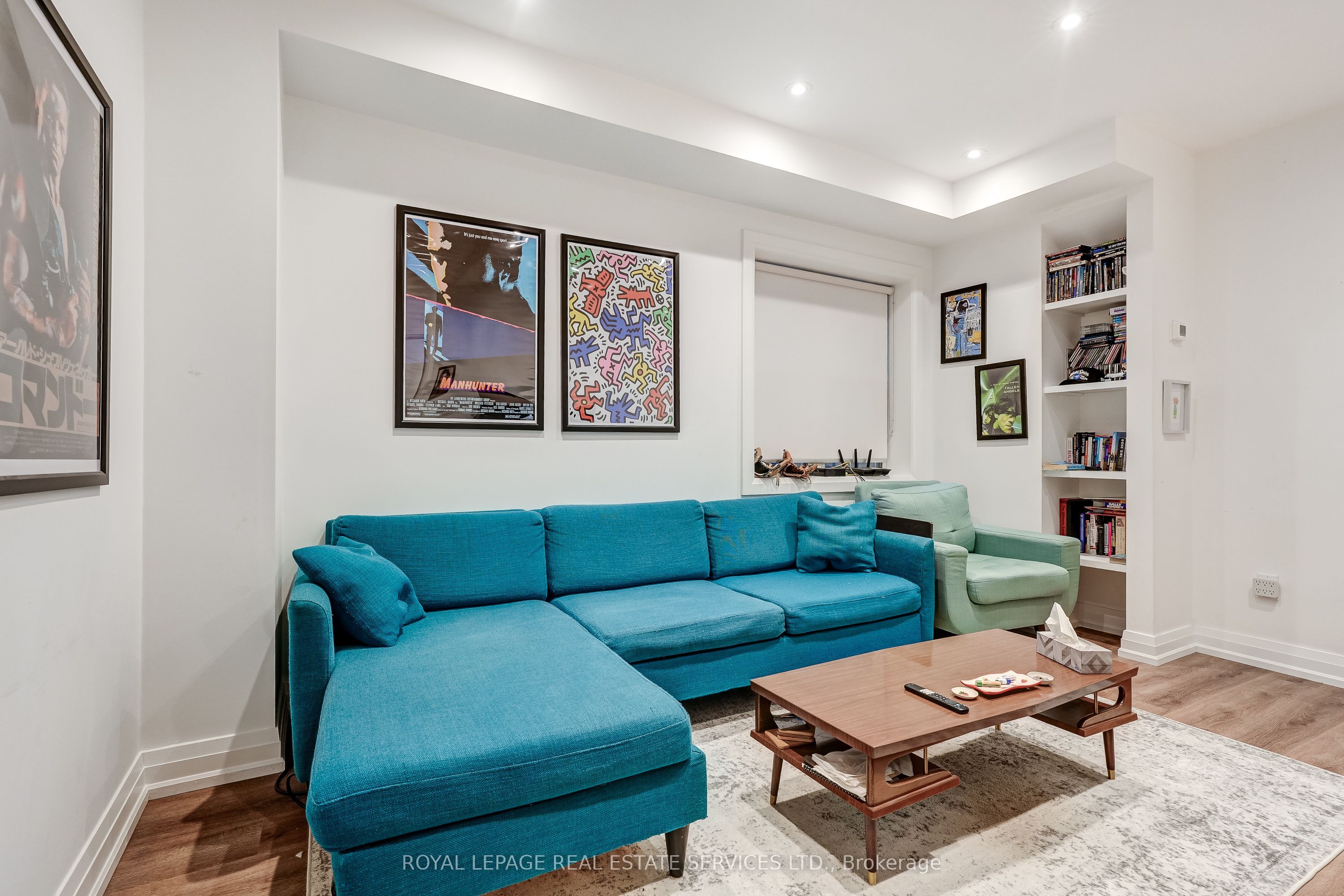 1084 College Street 1