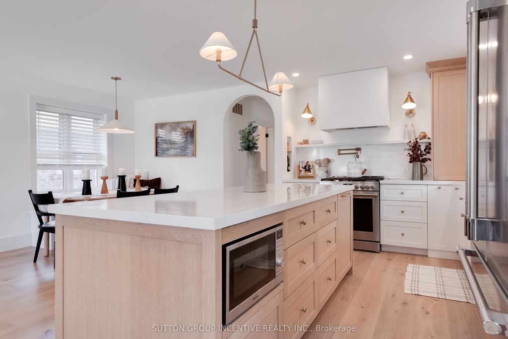 Photo of 16 Robindale Avenue, Toronto, ON M8W 4A9 (MLS # W13147578)