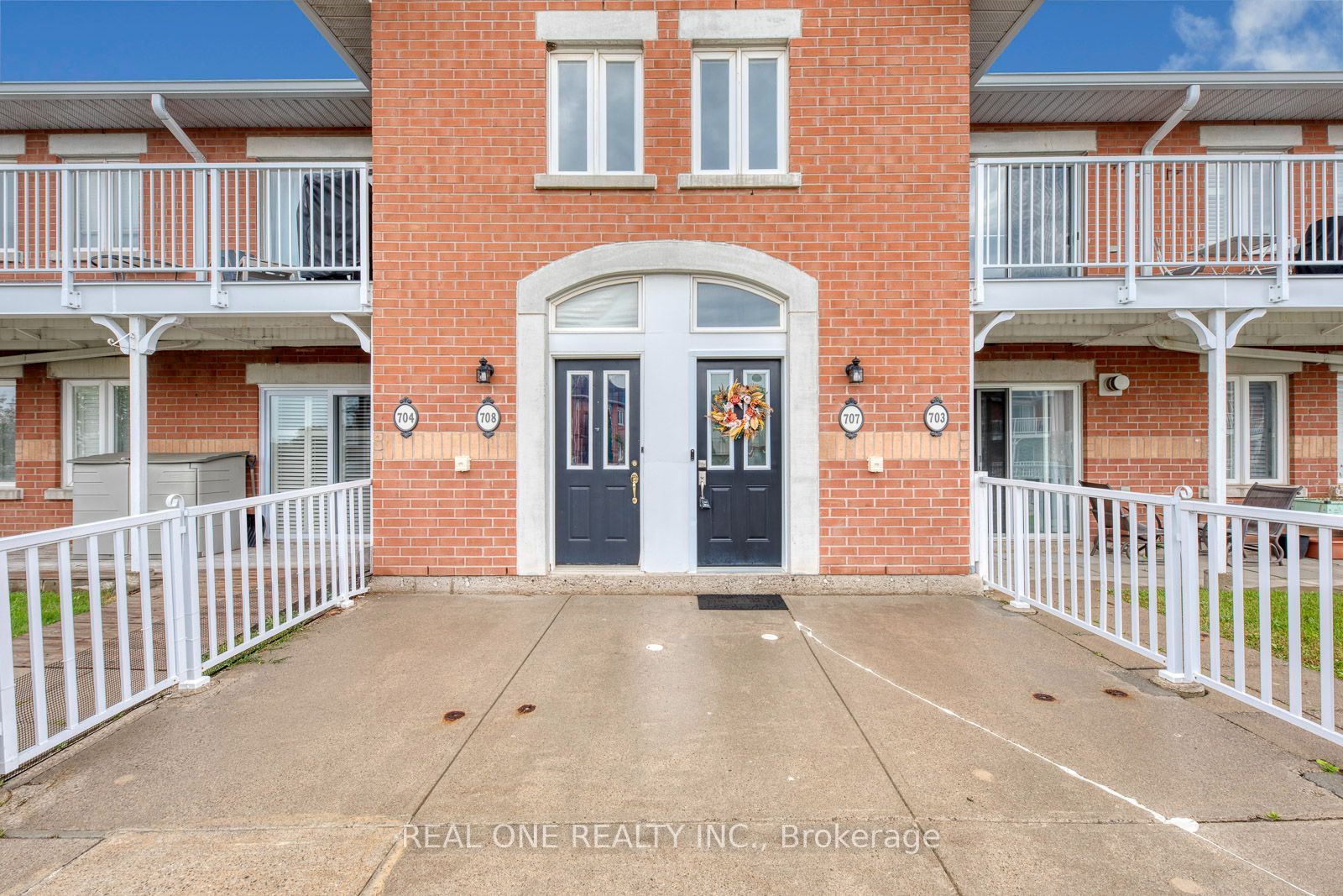1701 Lampman Avenue 707