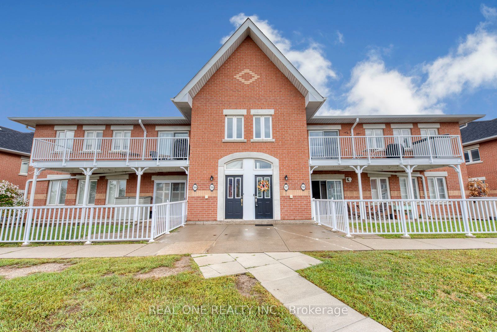 1701 Lampman Avenue 707