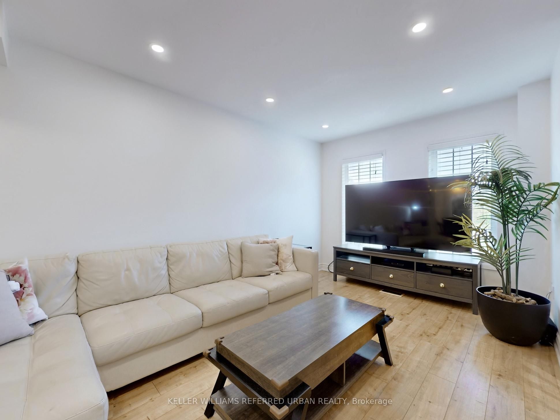 1480 Britannia Road W 50