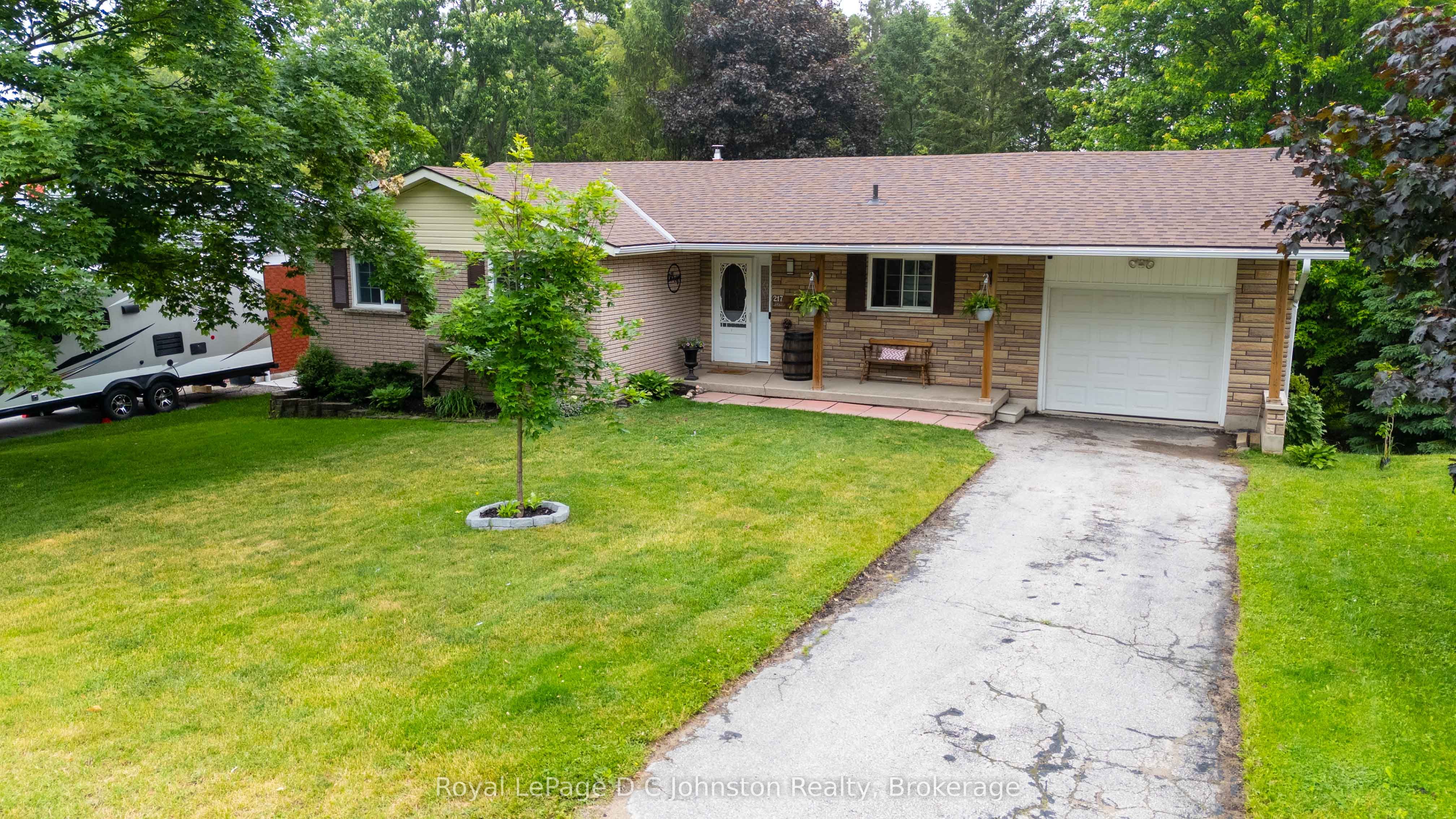 Photo 1 of 45 — 217 Albert Street, Arran-Elderslie, ON N0G 2N0