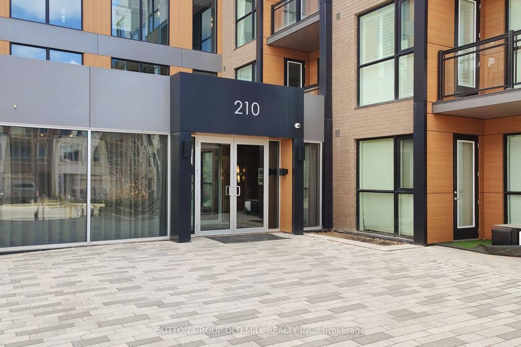 Photo of 210 Sabina Drive #214, Oakville, ON L6H 0W6 (MLS # W12705254)