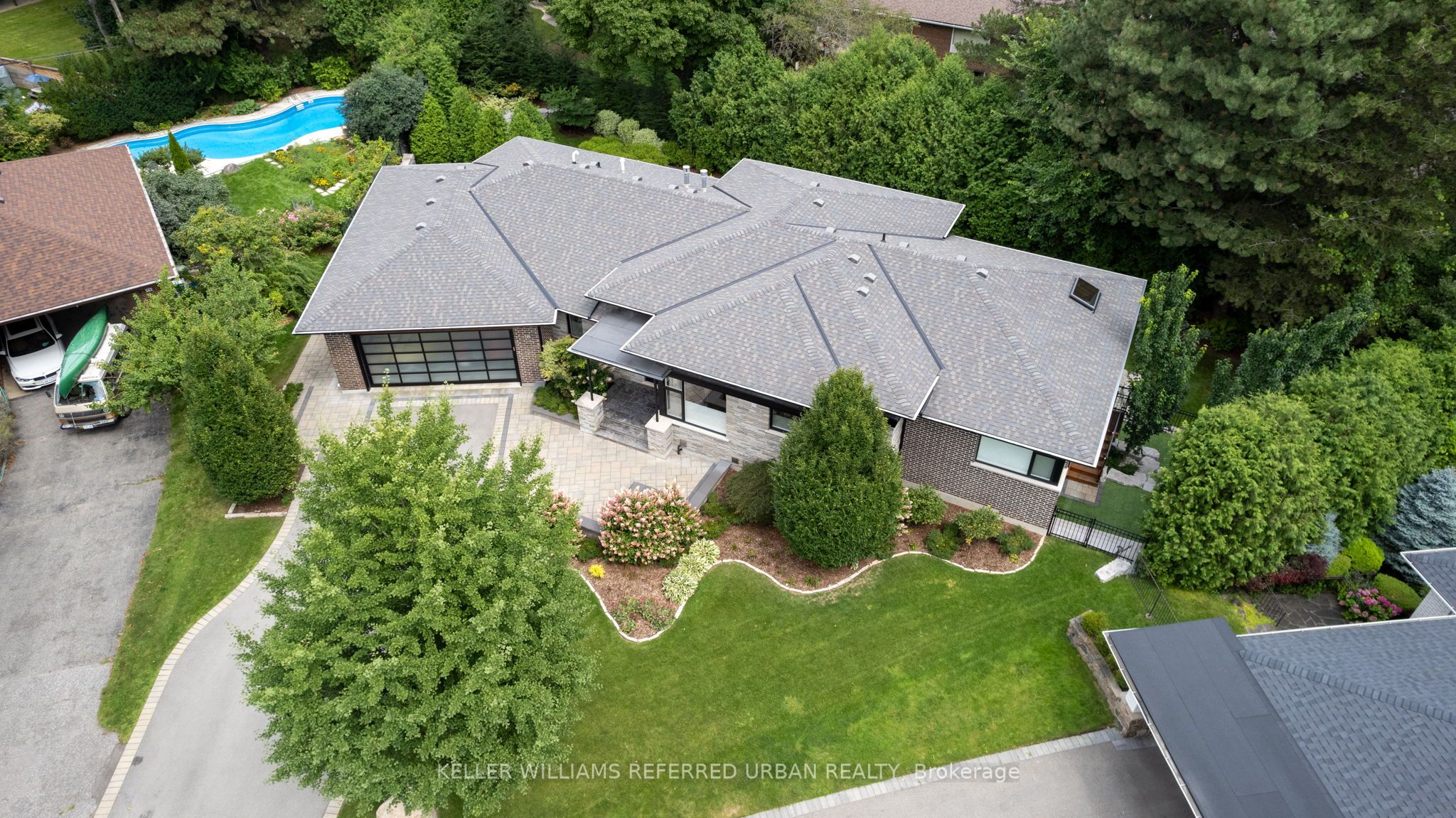 18 Plumbstead Court