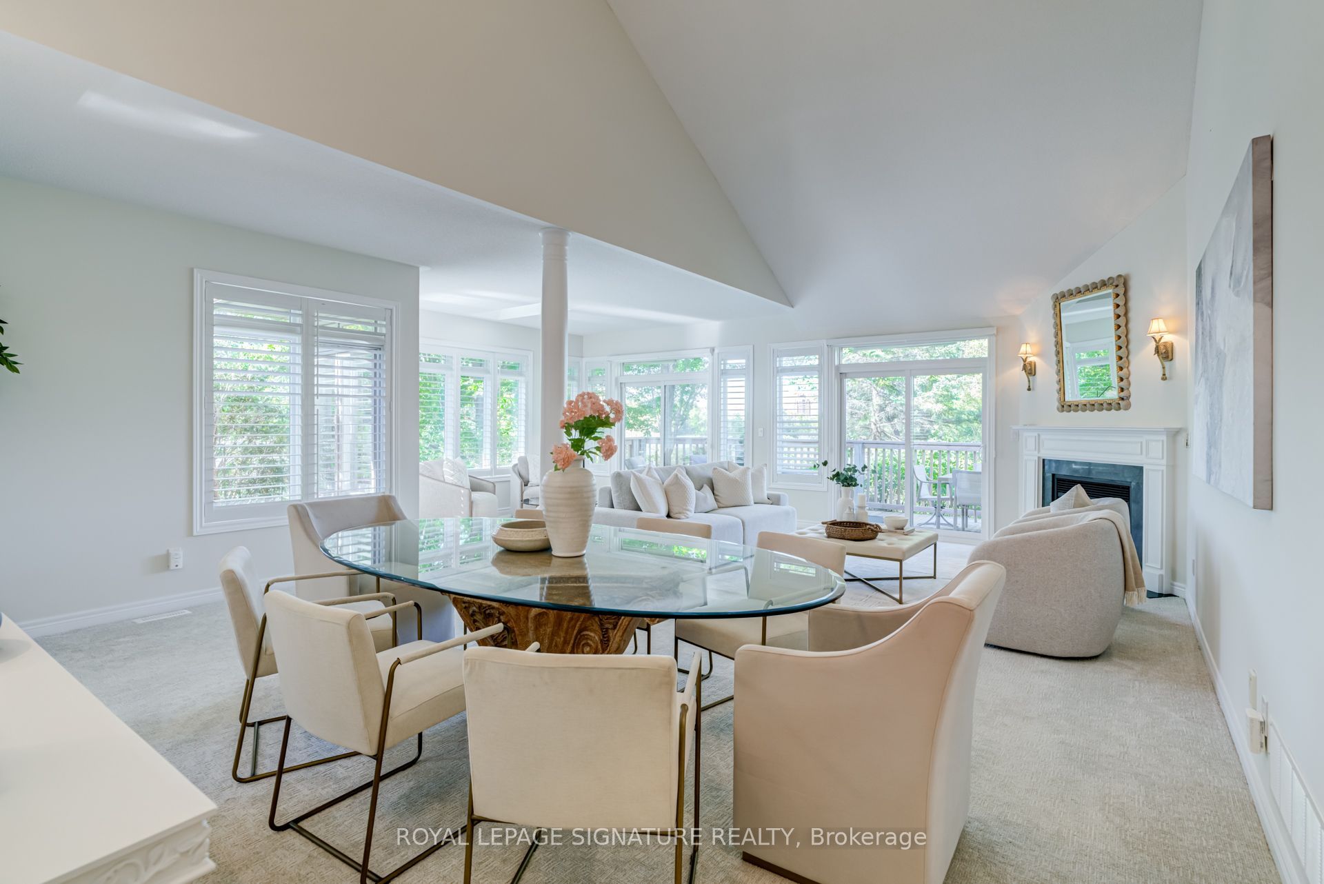 8 Lakeside Vista Way 285