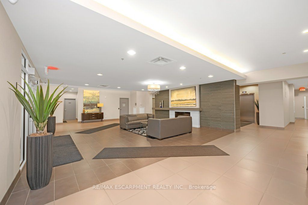 Photo of 90 Charlton Avenue W #302, Hamilton, ON L8P 0B4 (MLS # X12732442)