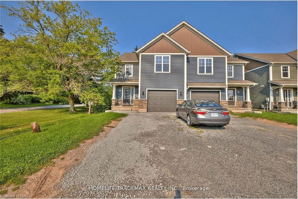 Photo of 593 First Avenue, Welland, ON L3C 1Z2 (MLS # X12492048)
