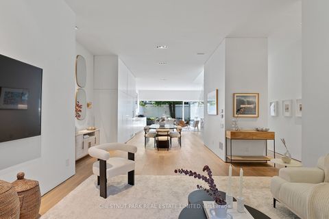 Photo of 82 Robert Street, Toronto, ON M5S 2K3 (MLS # C12432219)