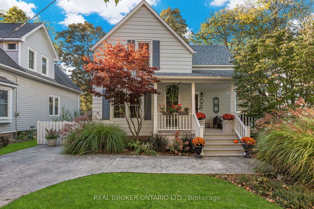 Photo of 24 Robinson Street S, Grimsby, ON L3M 3C4 (MLS # X12700248)