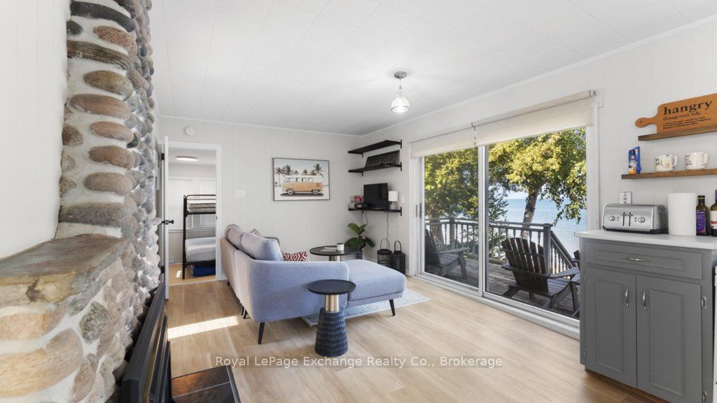 264 Goderich Street N