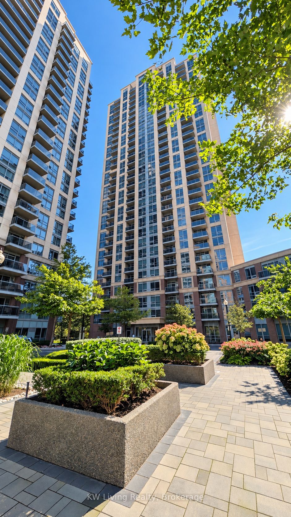 Photo of 3 Michael Power Place #Ph08, Toronto, ON M9A 0A2 (MLS # W13883696)