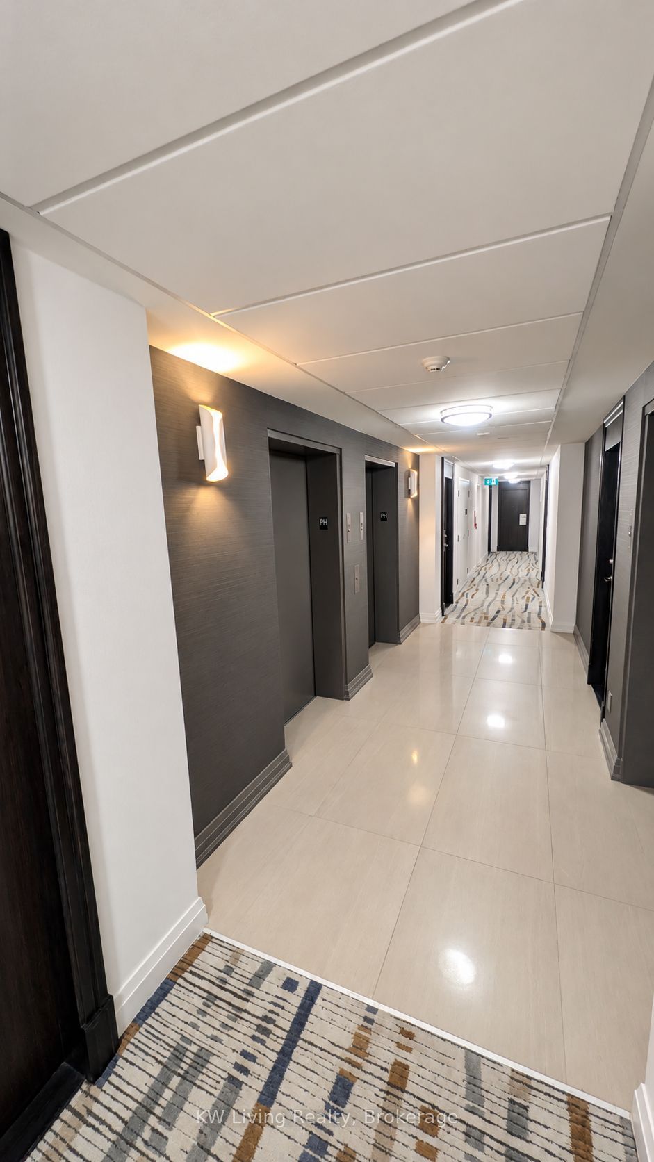Photo of 3 Michael Power Place #Ph08, Toronto, ON M9A 0A2 (MLS # W13883696)