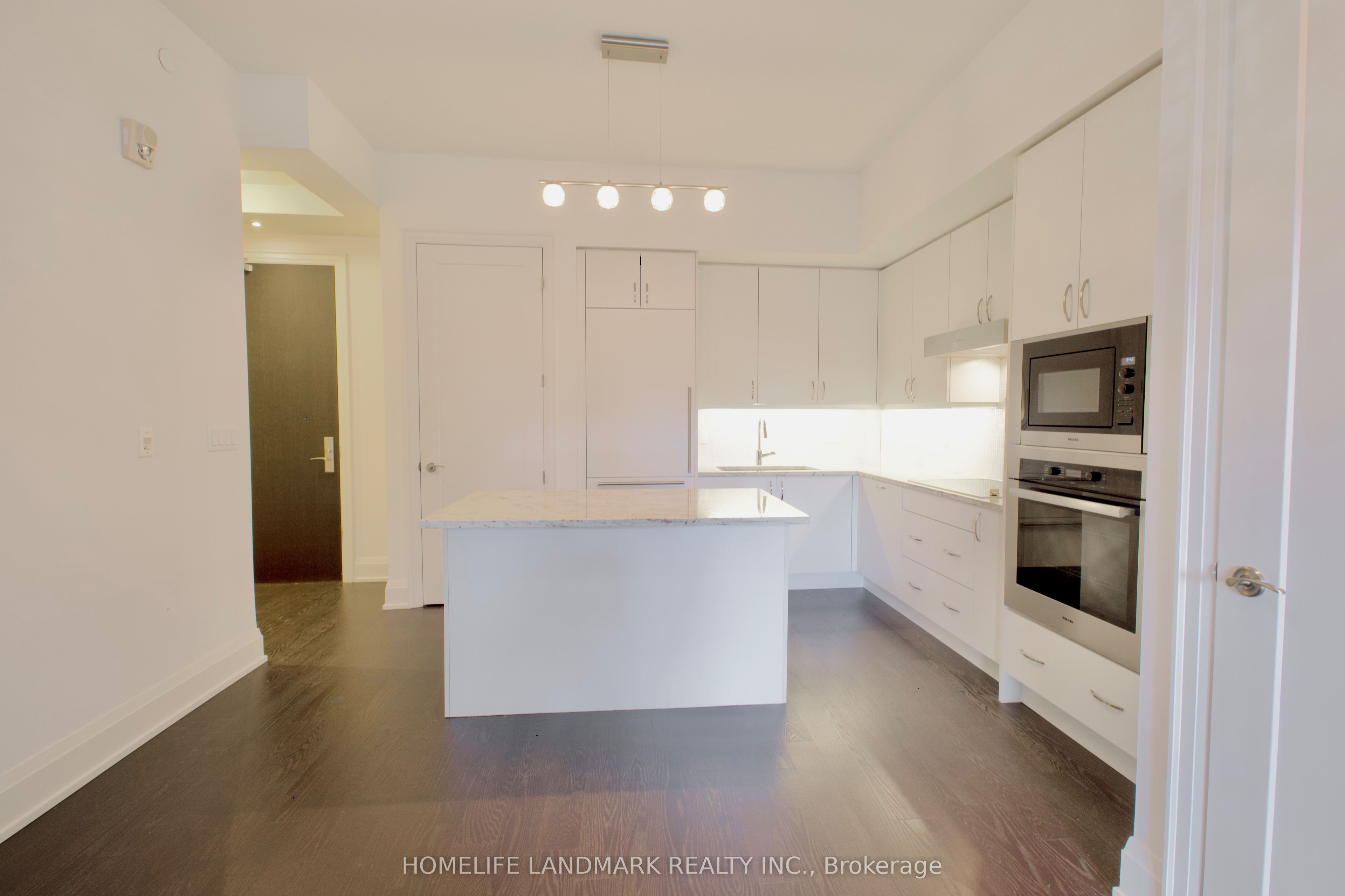 20 Fred Varley Drive 232