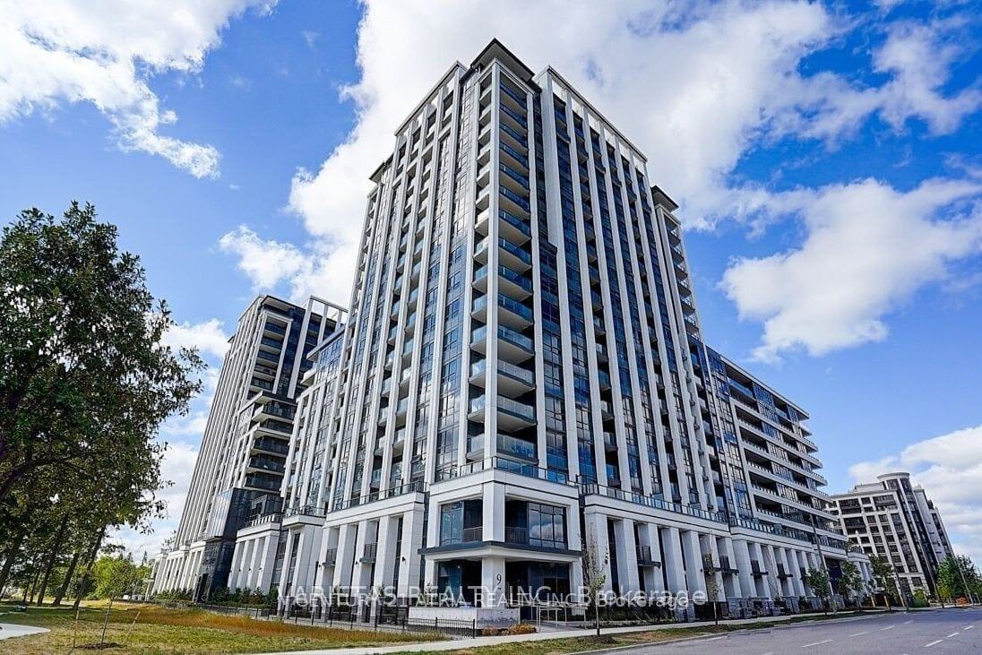 8 Cedarland Drive 523