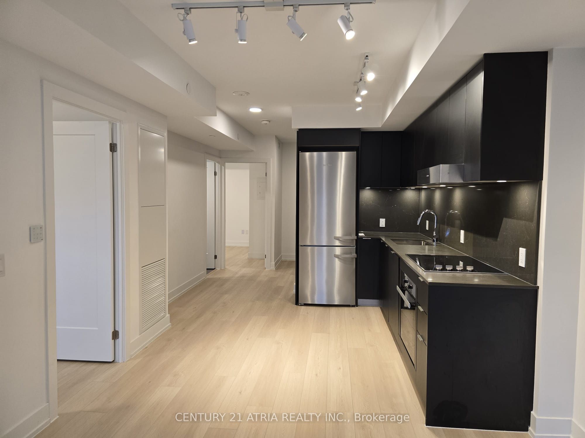 8 Cedarland Drive 523