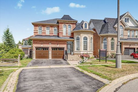 37 Condarcuri Crescent Markham ON L6B 0G9
