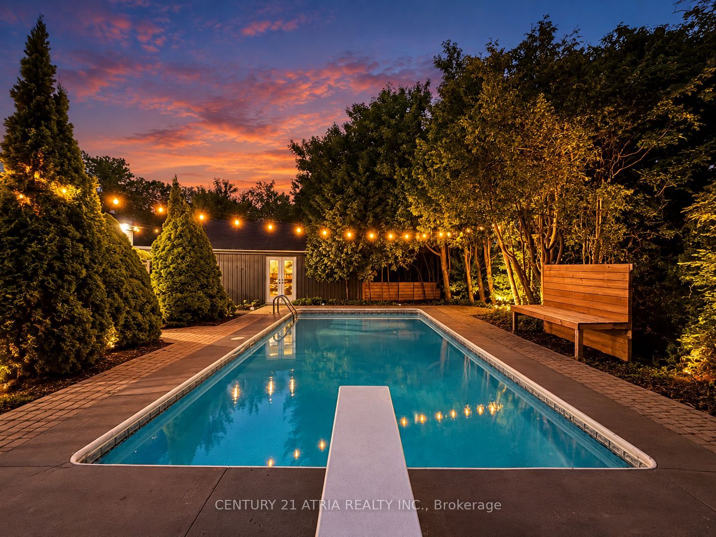 64 Cartier Crescent