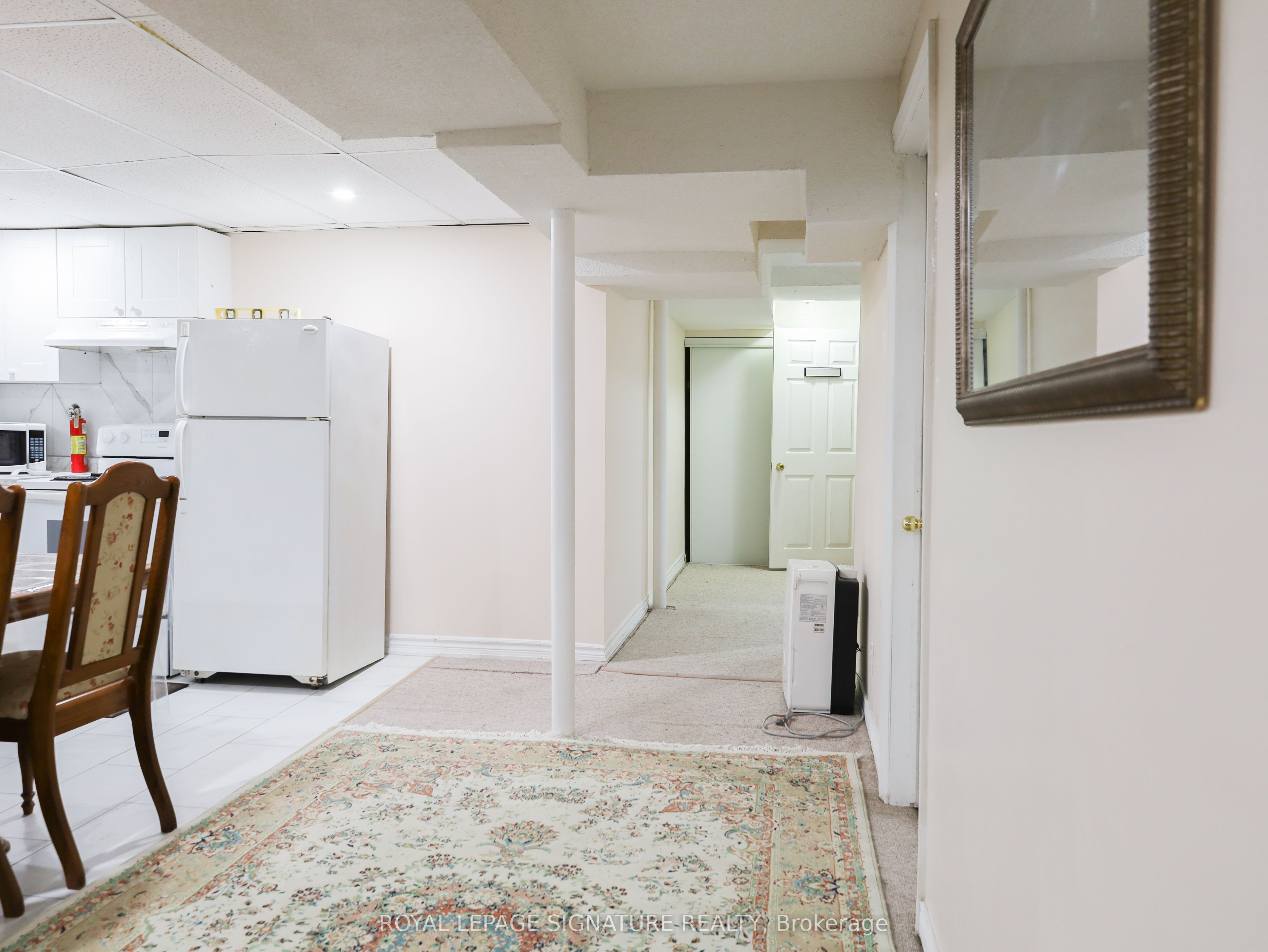 77 Rushingbrook Drive 1 Bed 1Bath Basement