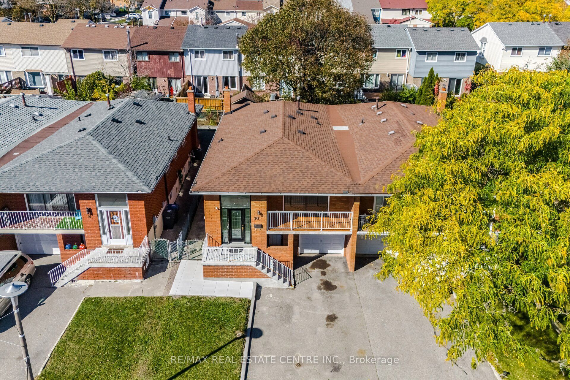 10 Major Oaks Drive