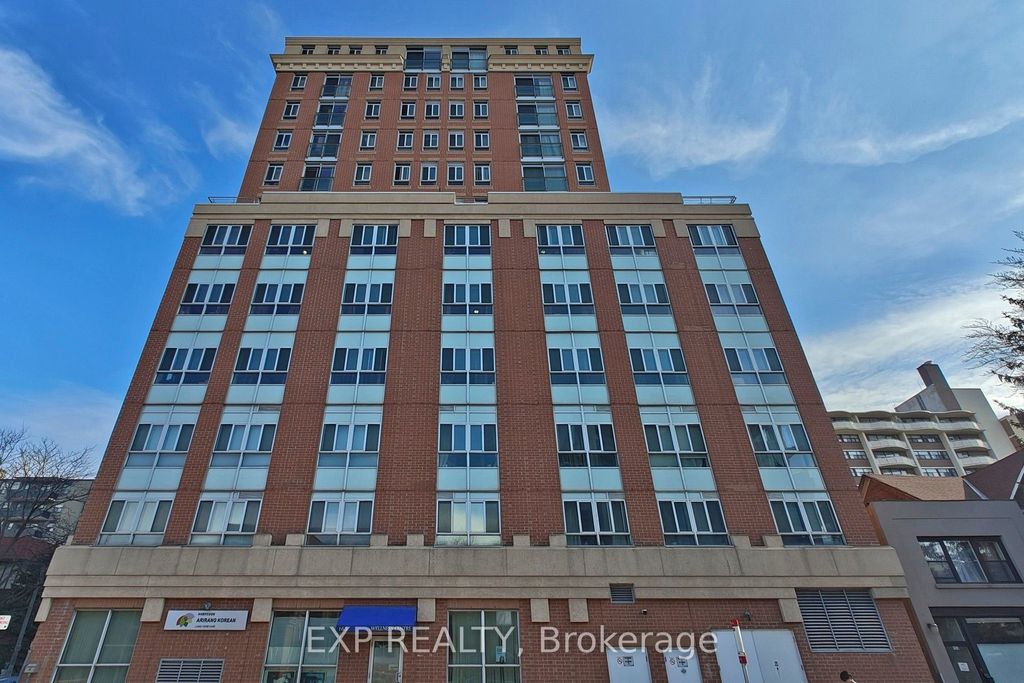 Photo of 15 Maplewood Avenue #PH6, Toronto, ON M6C 4B4 (MLS # C12418182)