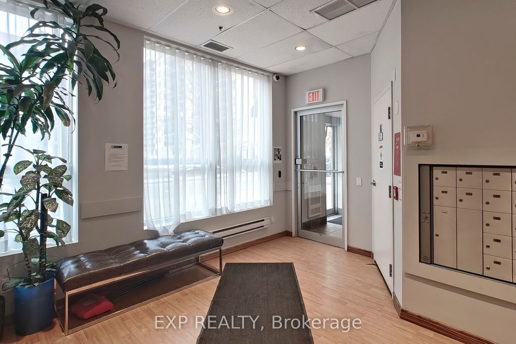 Photo of 15 Maplewood Avenue #PH6, Toronto, ON M6C 4B4 (MLS # C12418182)
