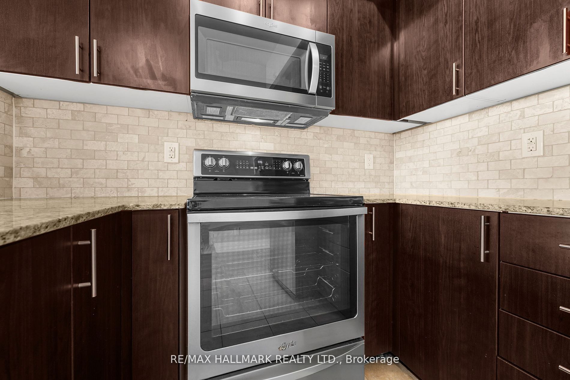 520 Steeles Avenue 1508