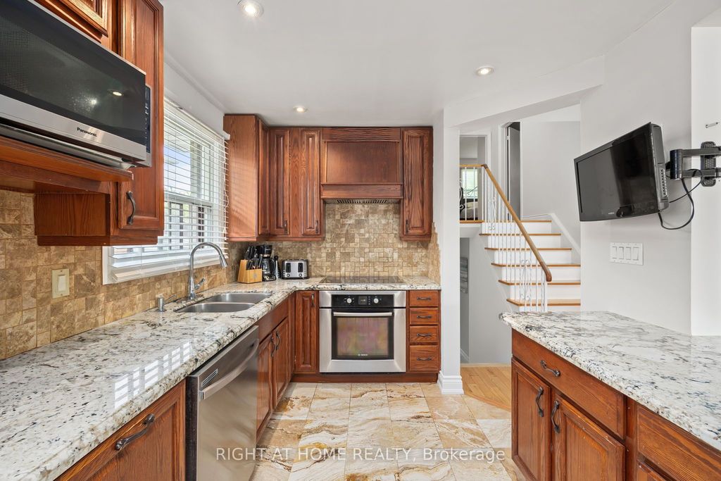 Photo of 30 Hawthorne Road, Toronto, ON M9R 1P3 (MLS # W12572156)